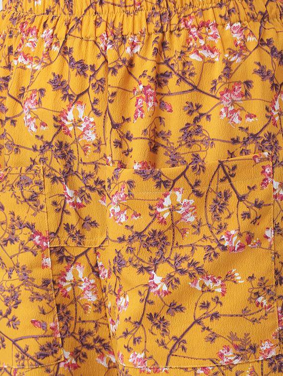 pocket patch floral trouser - 16483215 - Zoom Image - 5