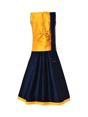 yellow silk blend lehnga choli - 16485236 - Standard Image - 2