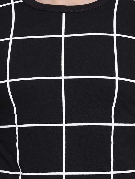 black checkered t-shirt - 16490458 - Zoom Image - 5