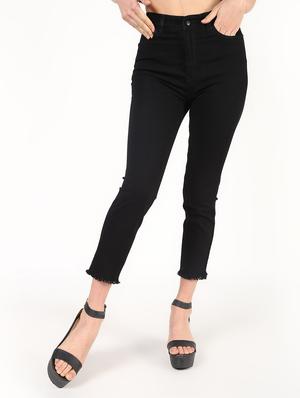 high rise frayed hem jeans - 16493062 - Standard Image - 2