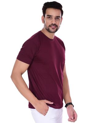 maroon solid t-shirt - 16494501 - Standard Image - 2