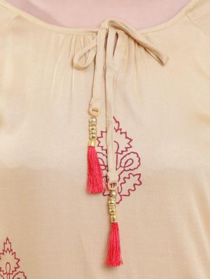 tie up neck printed top - 16498538 - Standard Image - 5