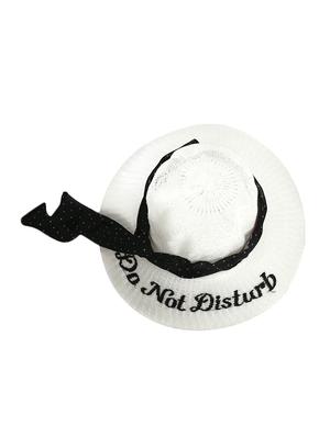 white cotton hat - 16499847 - Standard Image - 2
