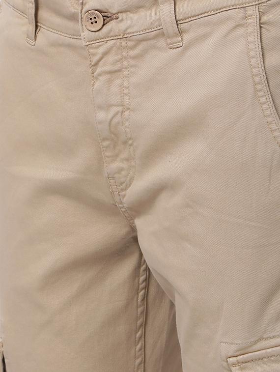 beige solid cargo trouser - 16505674 - Zoom Image - 5