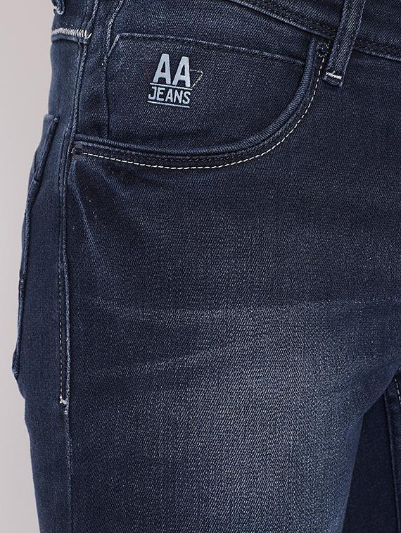 blue light washed jeans - 16509331 - Zoom Image - 5