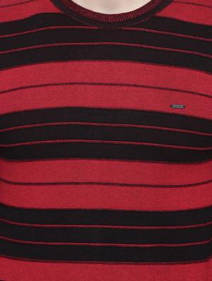 red striped pullover - 16509591 - Standard Image - 5