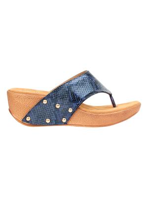 blue toe separator wedges - 16515332 - Standard Image - 2
