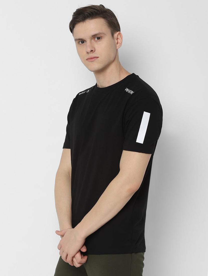 black typographic chest t-shirt - 16531275 - Zoom Image - 2