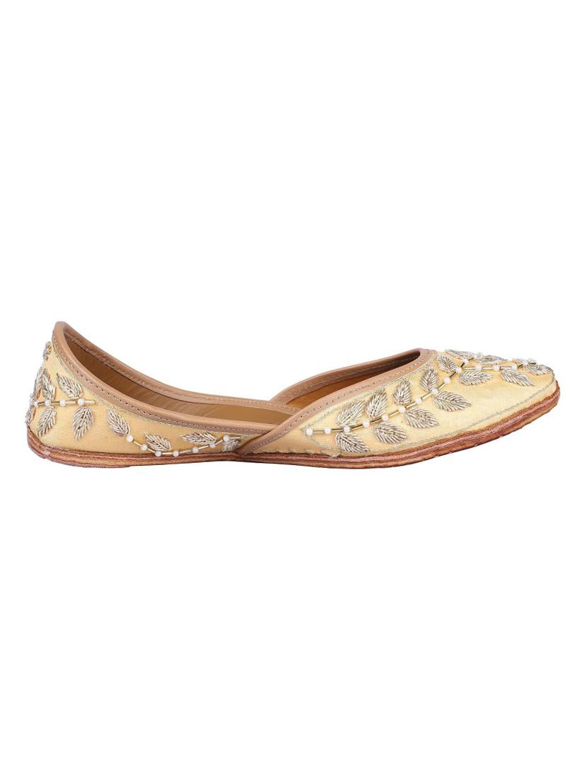 msc yellow slip on jutis - 16548895 - Zoom Image - 2