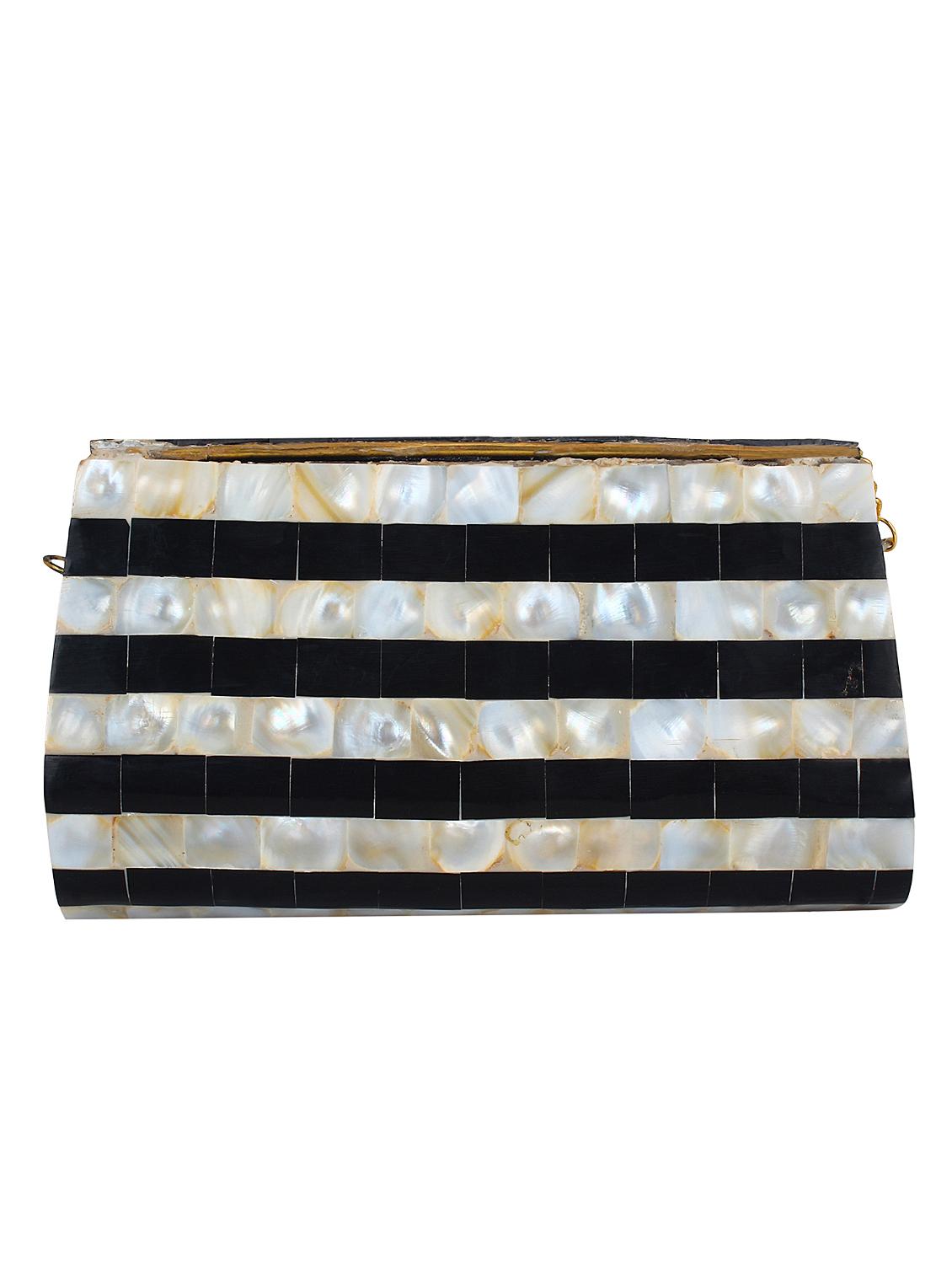 black metal structured clutch - 16550310 - Zoom Image - 2