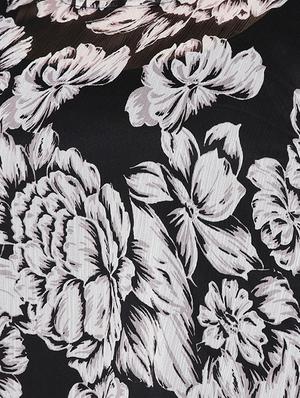 round neck floral plus top - 16551773 - Standard Image - 5