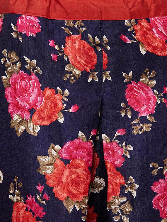 floral flared lehenga - 16554764 - Zoom Image - 5