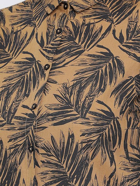 curved hem tropical shirt - 16558613 - Zoom Image - 5