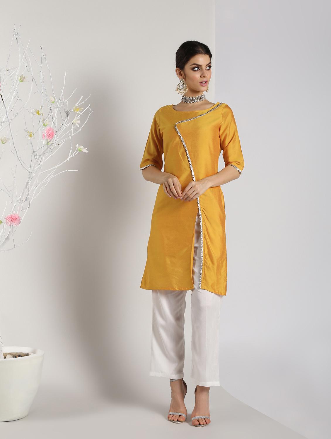 lace detailed high-slit overlap kurta - 16568798 - Zoom Image - 2