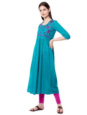 turquoise embroidered kurta - 16569130 - Standard Image - 2