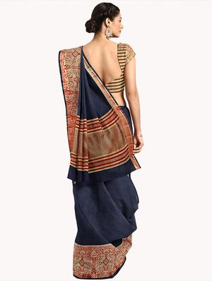 bordered woven saree with blouse - 16569292 - Standard Image - 2