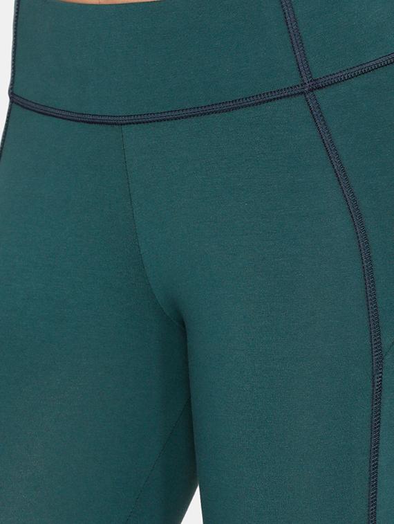 high rise contrast piping capri - 16574122 - Zoom Image - 5
