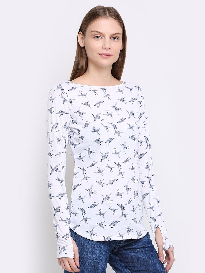thumb hole sleeved graphic printed tee - 16584988 - Zoom Image - 2