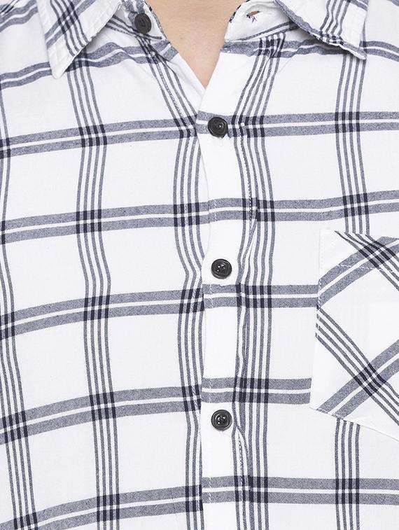 white checkered casual shirt - 16585399 - Zoom Image - 5
