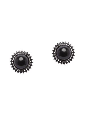 black metal studs earring - 16586126 - Standard Image - 2