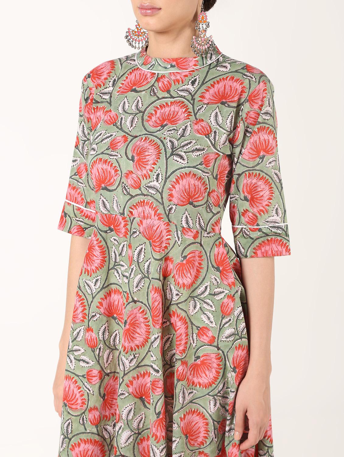 floral flared kurta - 16601596 - Zoom Image - 5