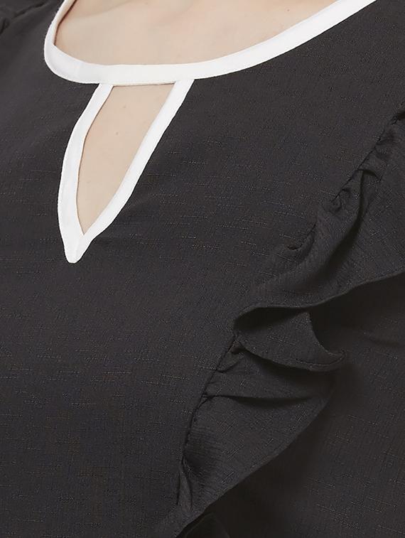 keyhole neck ruffle detail top - 16614101 - Zoom Image - 5