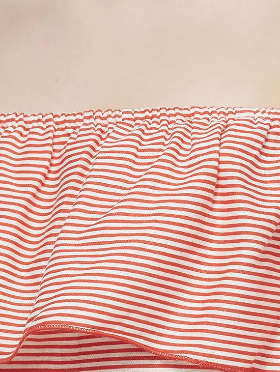 off shoulder striped schiffli top - 16614102 - Zoom Image - 5