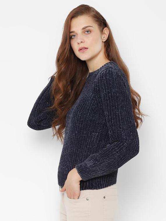 crew neck long sleeved pullover - 16632666 - Zoom Image - 2