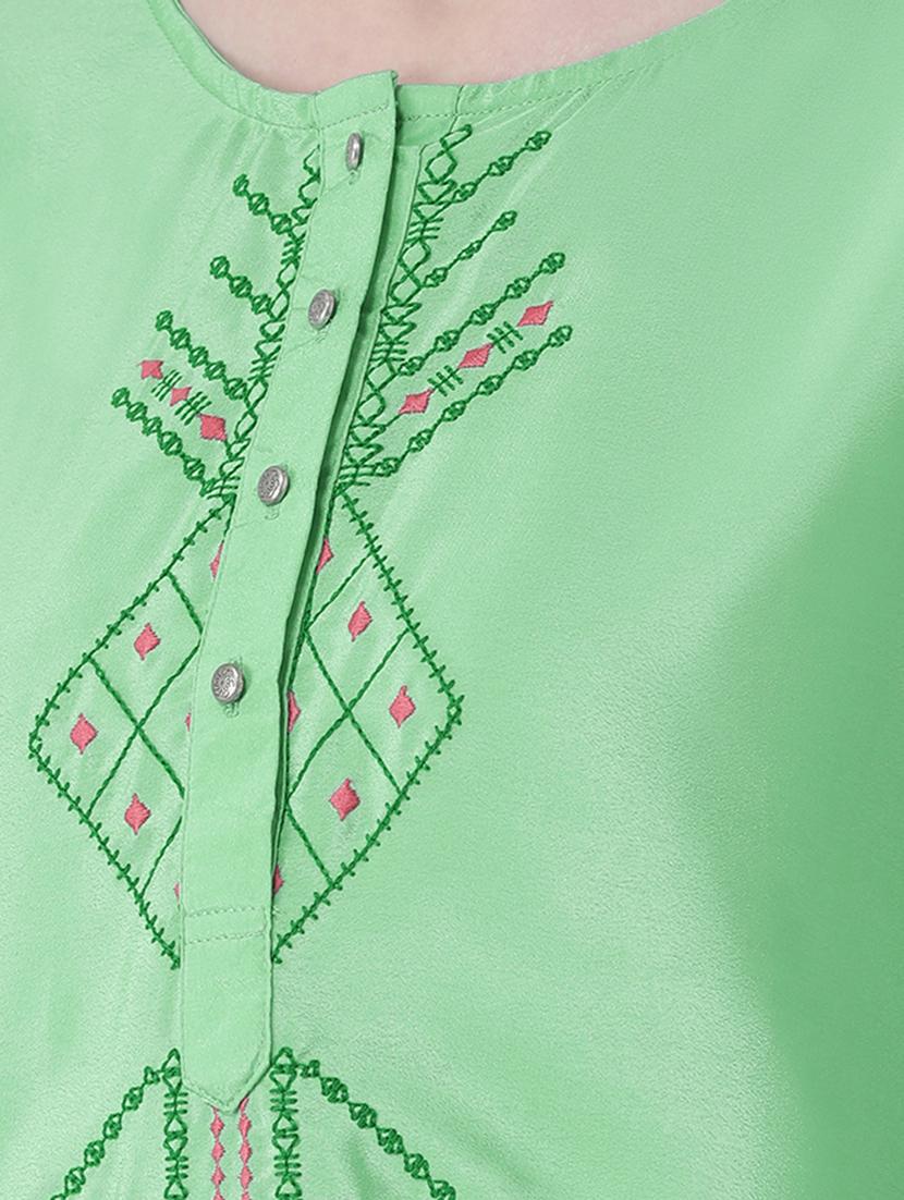 embroidered straight kurti - 16633498 - Zoom Image - 5