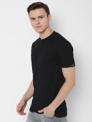 black solid t-shirt - 16637034 - Standard Image - 2