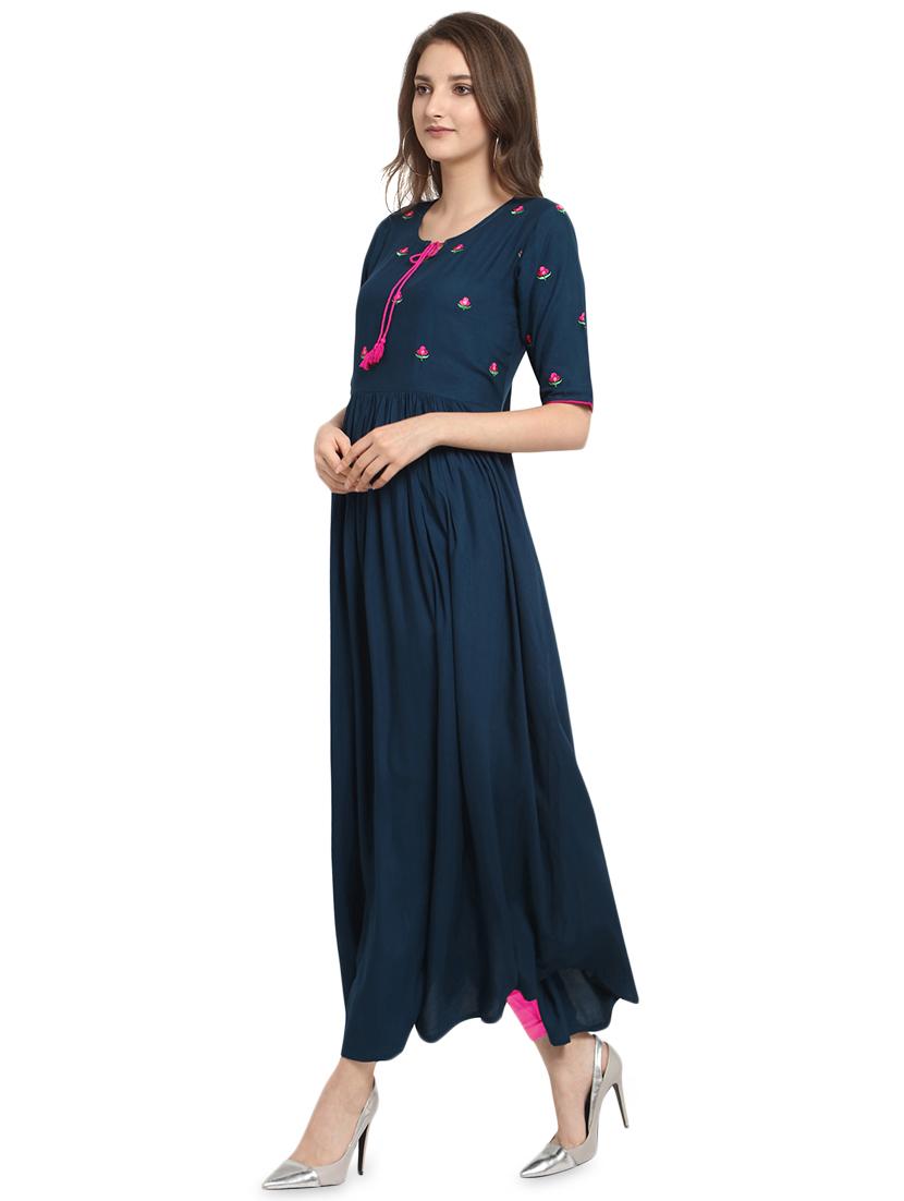 solid embroidered flared kurta - 16643169 - Zoom Image - 2