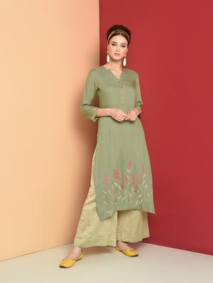 embroidered solid straight kurta - 16654269 - Standard Image - 2