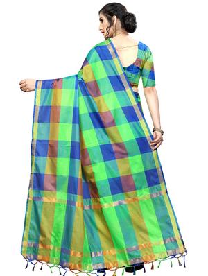 checkered banarasi saree with blouse - 16656018 - Standard Image - 2