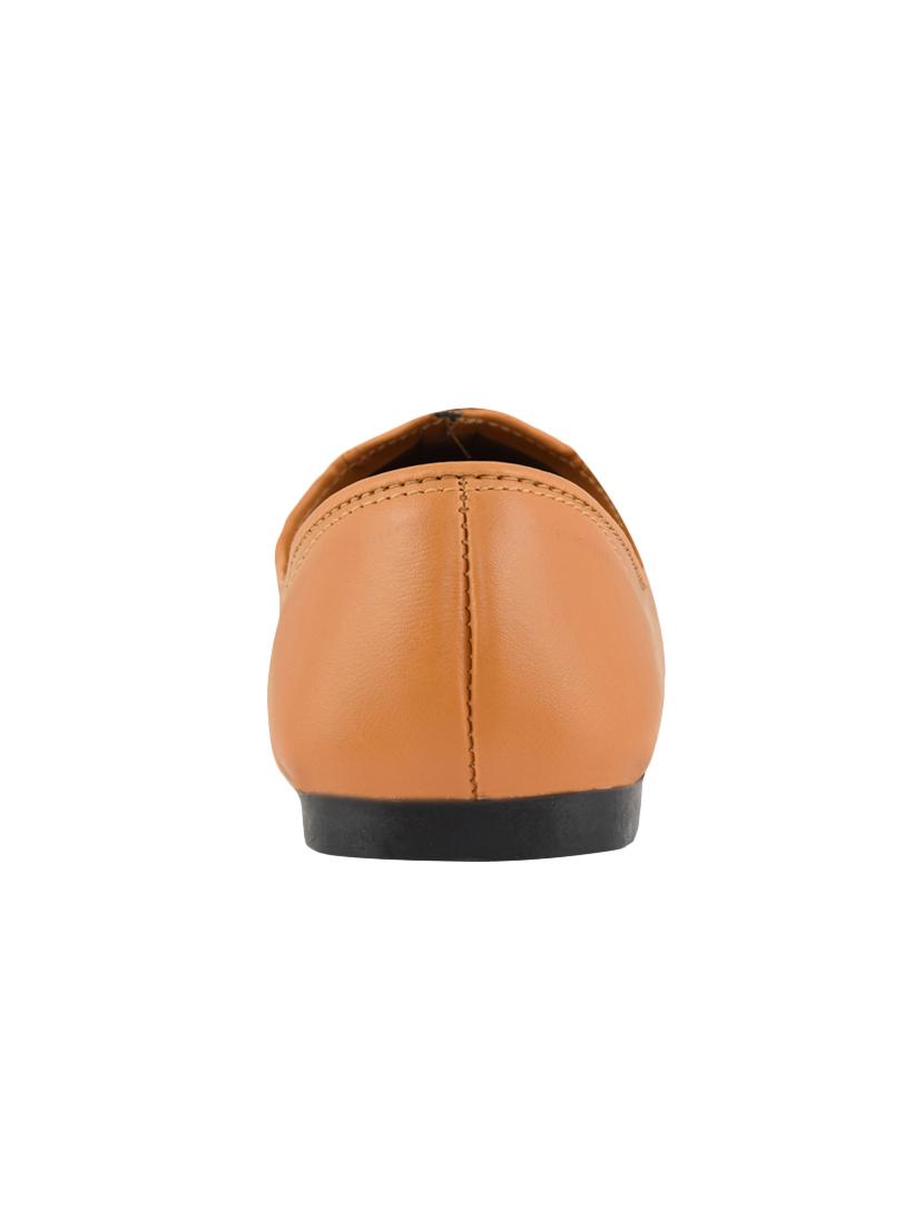 tan leatherette slip on jutis - 16666263 - Zoom Image - 2