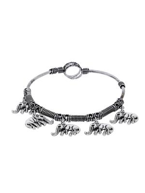silver metal cuffs bracelet - 16667977 - Standard Image - 2