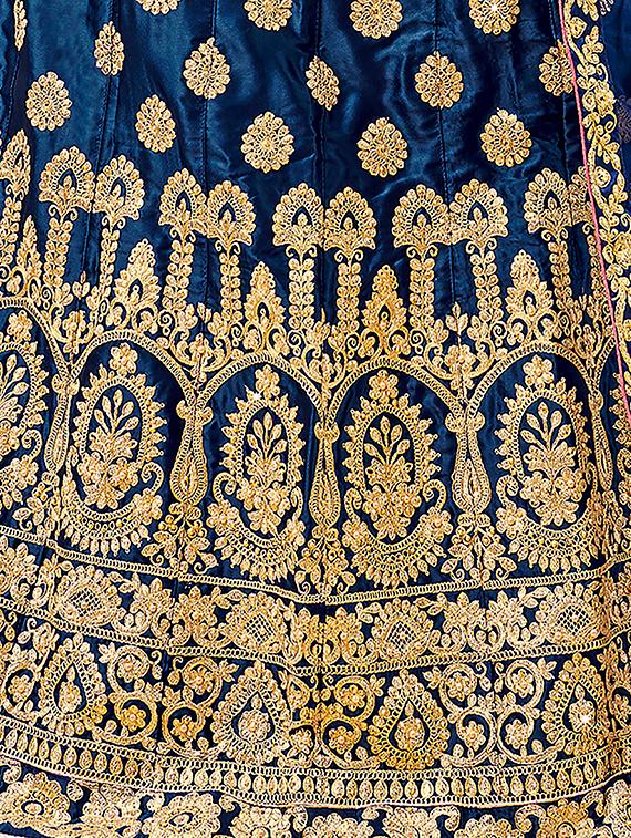 embroidered flared lehenga - 16673224 - Zoom Image - 2
