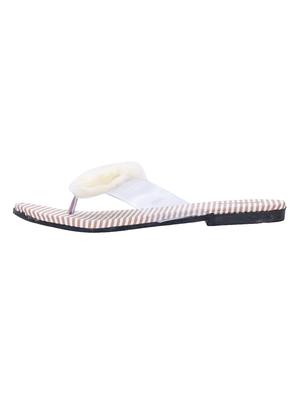 beige toe separator sandals - 16675231 - Standard Image - 2