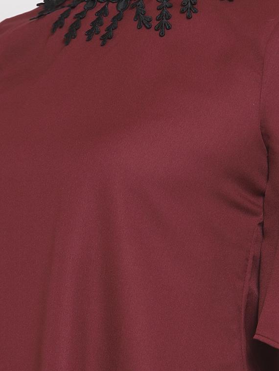 mock neck lace detail asymmetric top - 16677126 - Zoom Image - 5