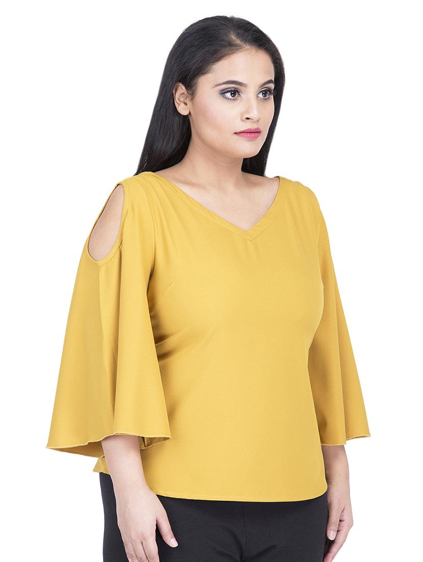 cold shoulder bell sleeved plus top - 16679113 - Zoom Image - 2