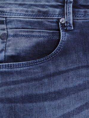 mid rise frayed hem jeans - 16679368 - Standard Image - 5