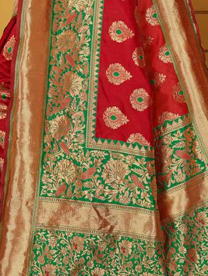 jacquard woven saree with blouse - 16680277 - Standard Image - 5