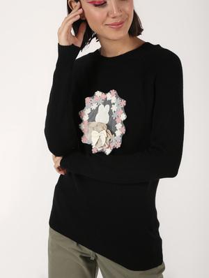 round neck embellished wool pullover - 16680909 - Standard Image - 5