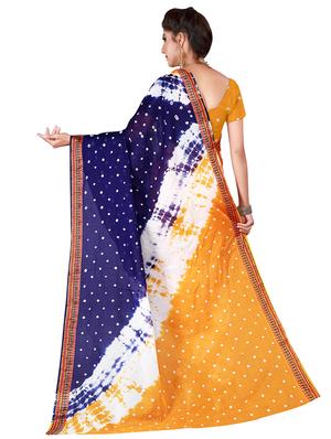 zari bordered bandhani saree with blouse - 16681385 - Standard Image - 2