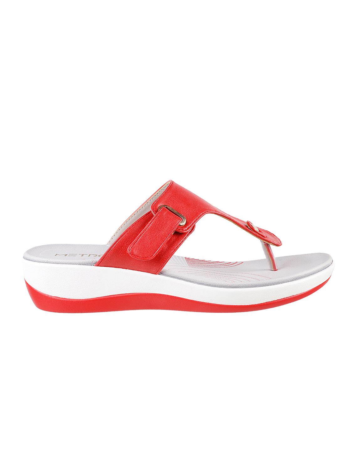 red slippers flip flops - 16691303 - Zoom Image - 2