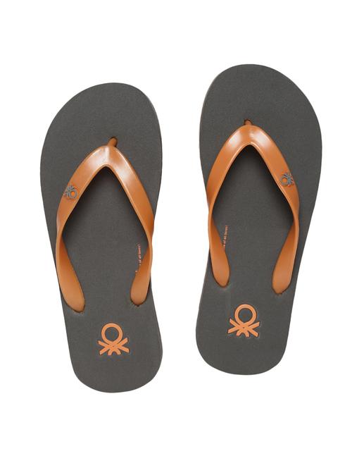 orange rubber flip flops - 16692974 - Very Small Image - 1