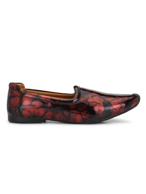 red patent leather slipons - 16694104 - Standard Image - 2