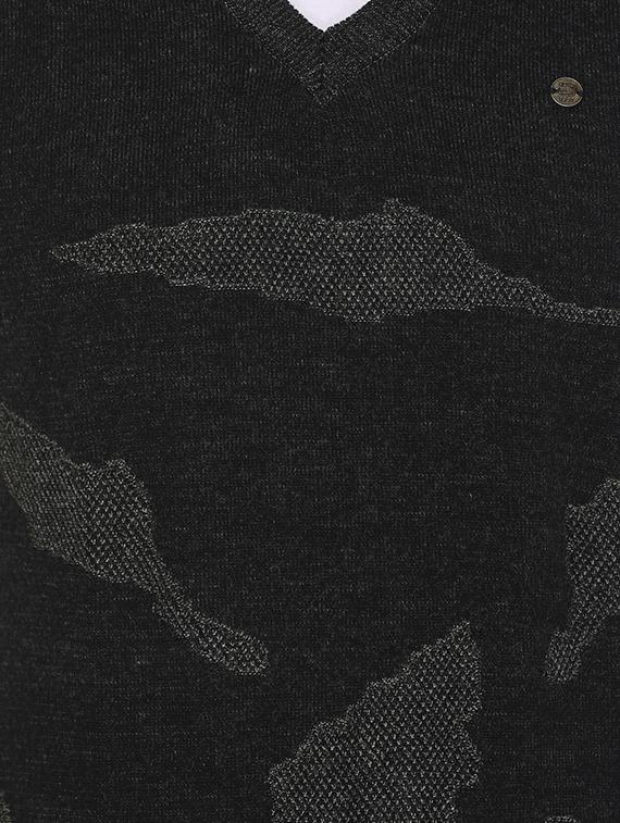 black acrylic printed pullover - 16696698 - Zoom Image - 5