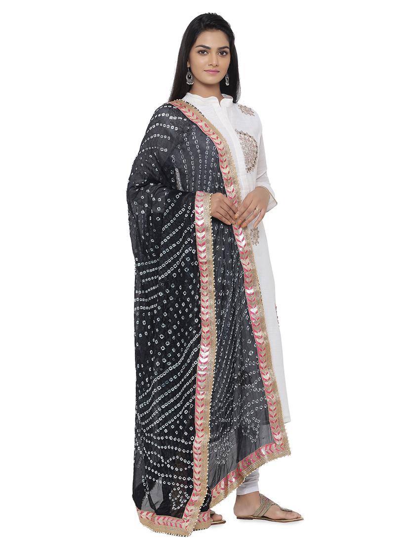 gota patti bandhani dupatta - 16698264 - Zoom Image - 2