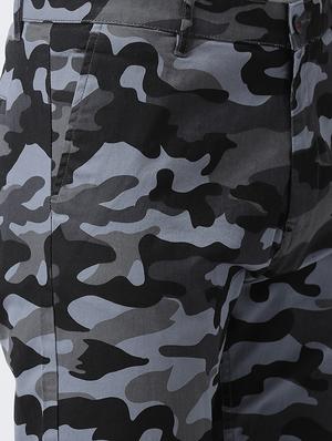 grey camouflage print chinos - 16709441 - Standard Image - 5
