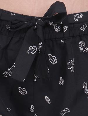 tie up waist quirky short - 16709872 - Standard Image - 5